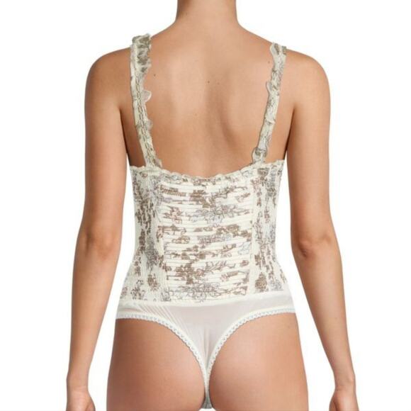 NWT Free People Weekend Plans Bodysuit Size Small - Picture 3 of 13